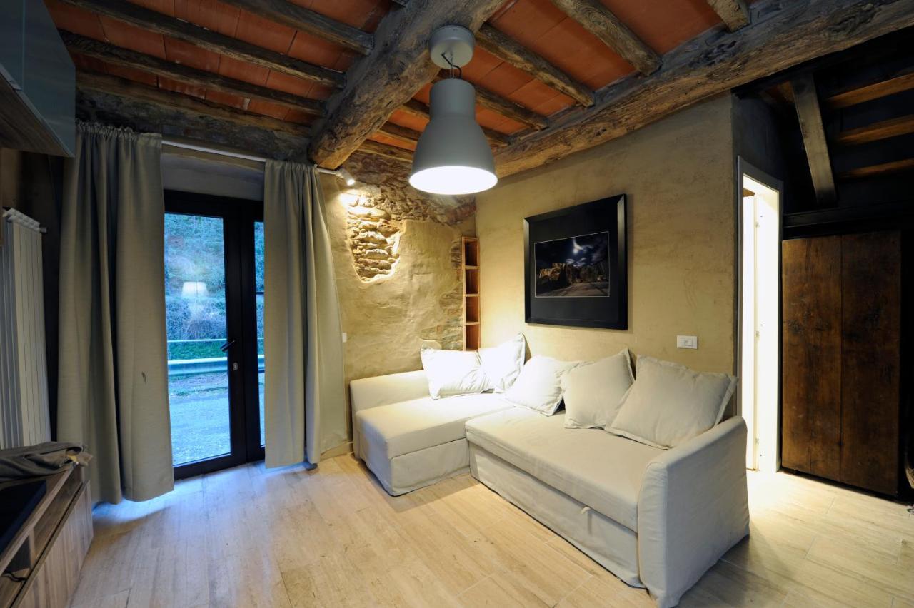 Incantevole Casa Sul Fiume, Relax E Natura Ai Piedi Della Alpi Apuane Massa  Eksteriør billede