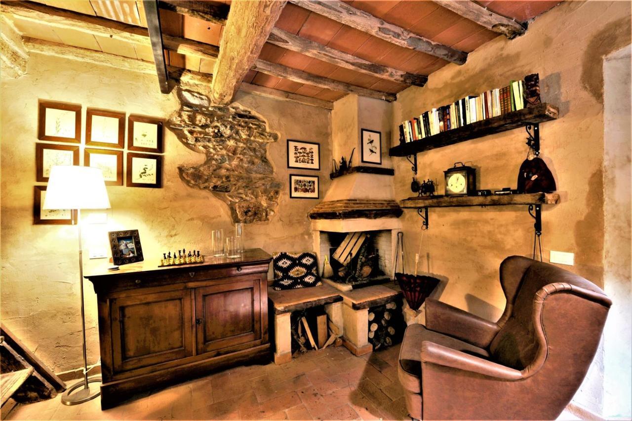 Incantevole Casa Sul Fiume, Relax E Natura Ai Piedi Della Alpi Apuane Massa  Eksteriør billede