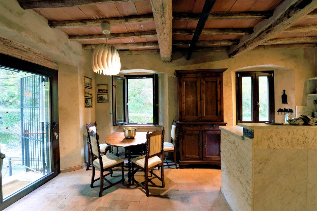 Incantevole Casa Sul Fiume, Relax E Natura Ai Piedi Della Alpi Apuane Massa  Eksteriør billede